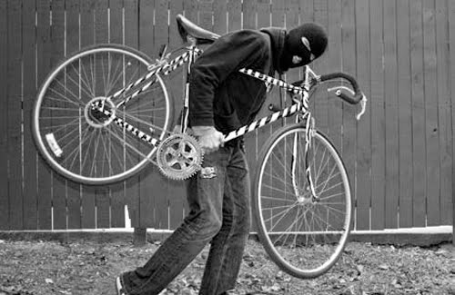Resultado de imagem para imagens furto de bicicleta